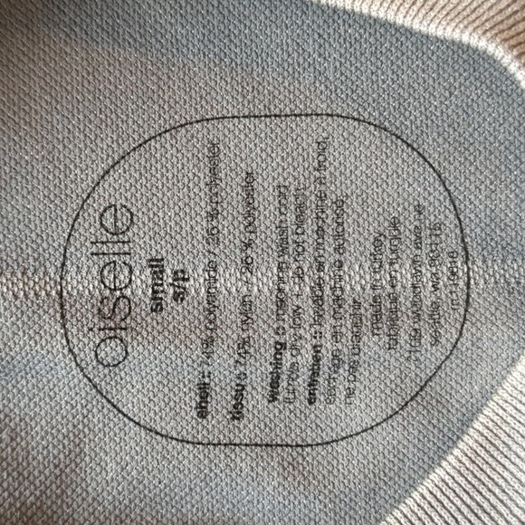 Oiselle Longsleeve Women's Small - Picture 3 of 3